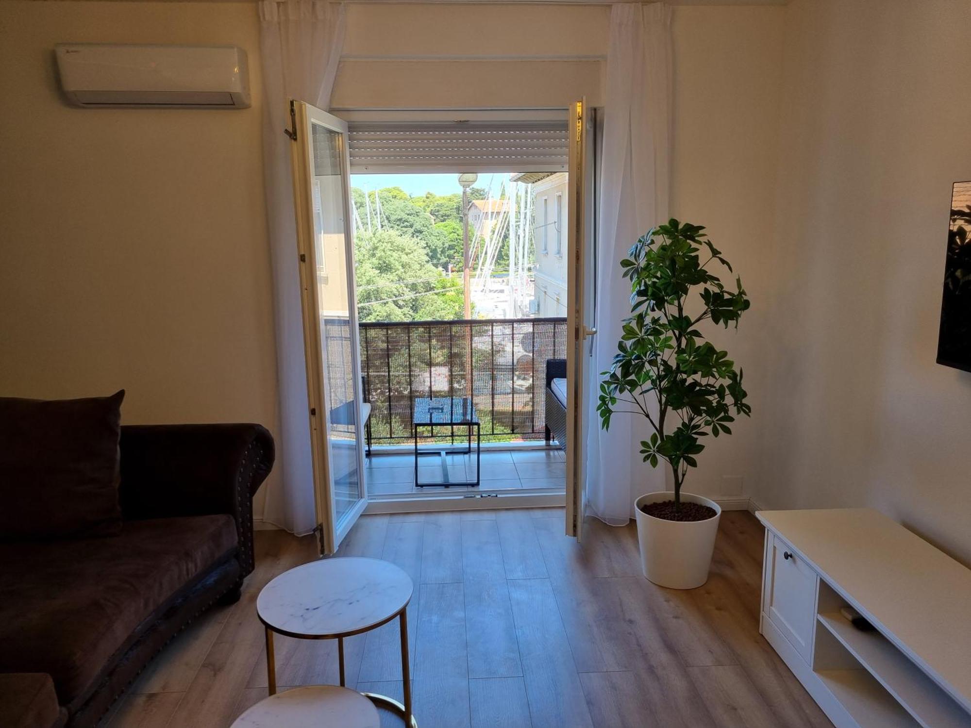 Apartment With View On City Marine Ζαντάρ Εξωτερικό φωτογραφία